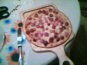 Home Made Pizza   Yum